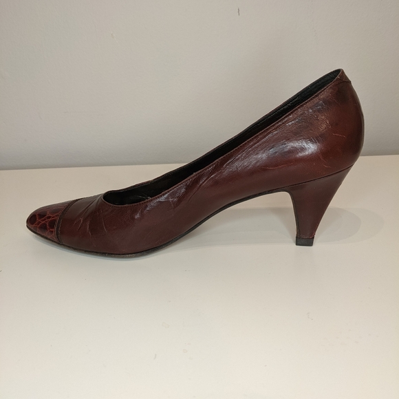 Vintage Bally's red leather pumps - Picture 6 of 11